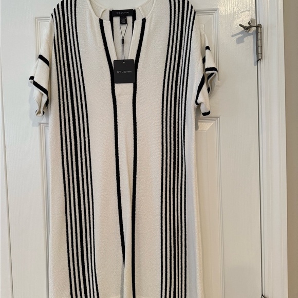 St. John Collection Dresses & Skirts - St. John Collection Striped Knit Dress, Relaxed Fit, V-neck, Pullover